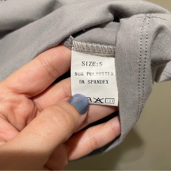 C + D+ M Leopard Tiger Lightning Bolt Distressed graphic tee Grey Size Small - Picture 7 of 8